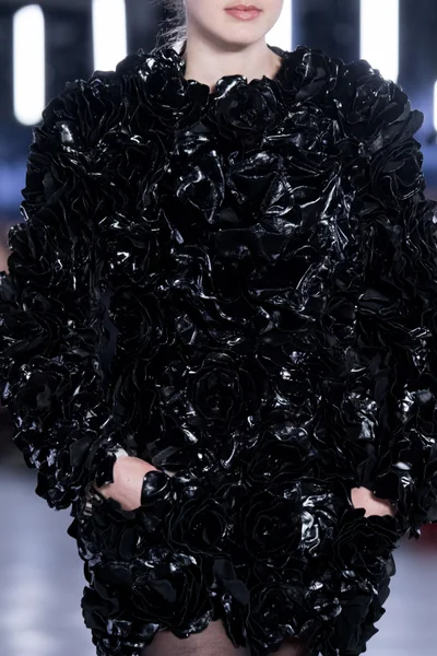 Look 64